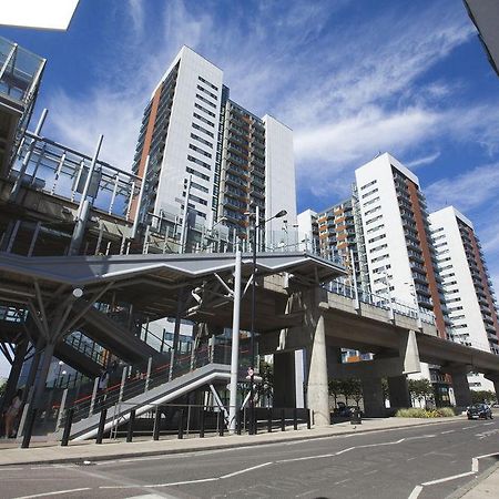 Rojen Apartments Docklands 런던 외부 사진
