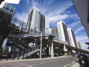 Rojen Apartments Docklands 런던 외부 사진